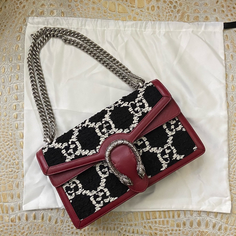 Gucci Dionysus GG Tweed Small Shoulder Bag in Black - Picture 3 of 16